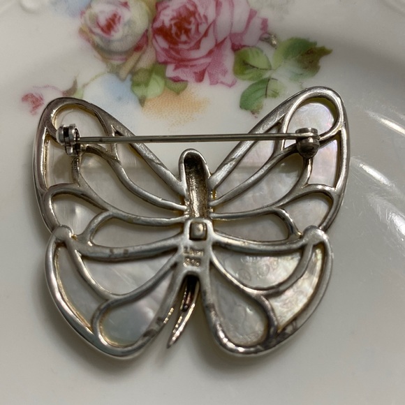 VTG Sterling/MOP Butterfly Signed E.Pearl - Picture 2 of 5